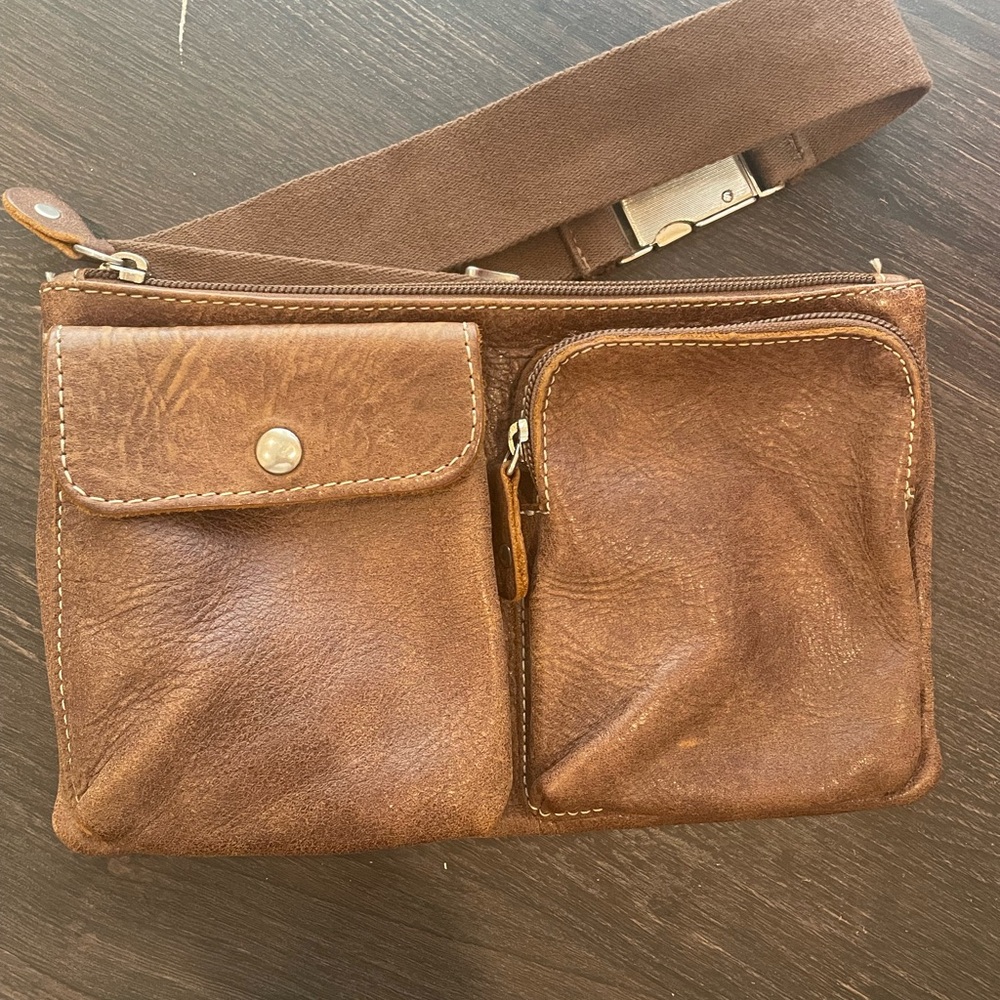 Roots Village crossbody/belt bag